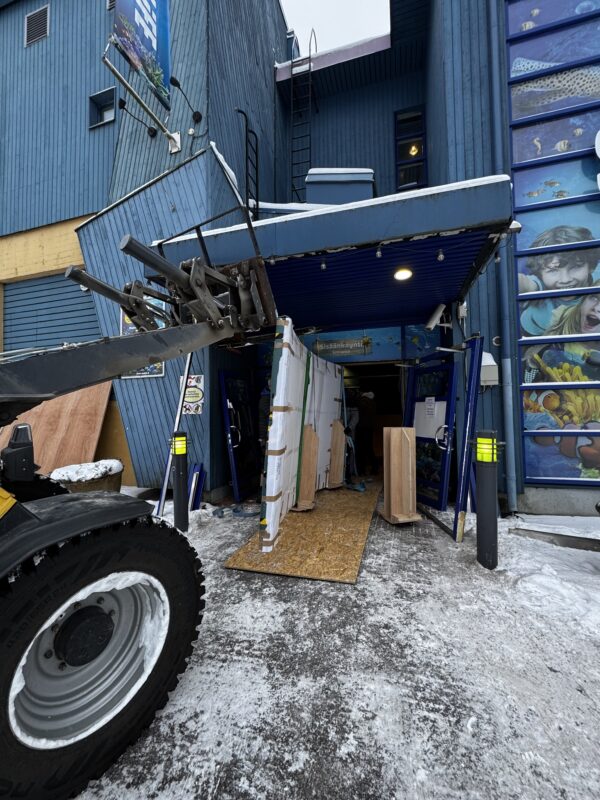 Sealife Helsinki ocean tank refurbishment